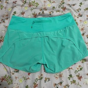Lululemon turquoise speed up 2.5 in